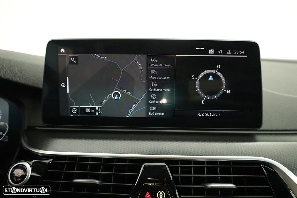 BMW 530 e Pack M - 12
