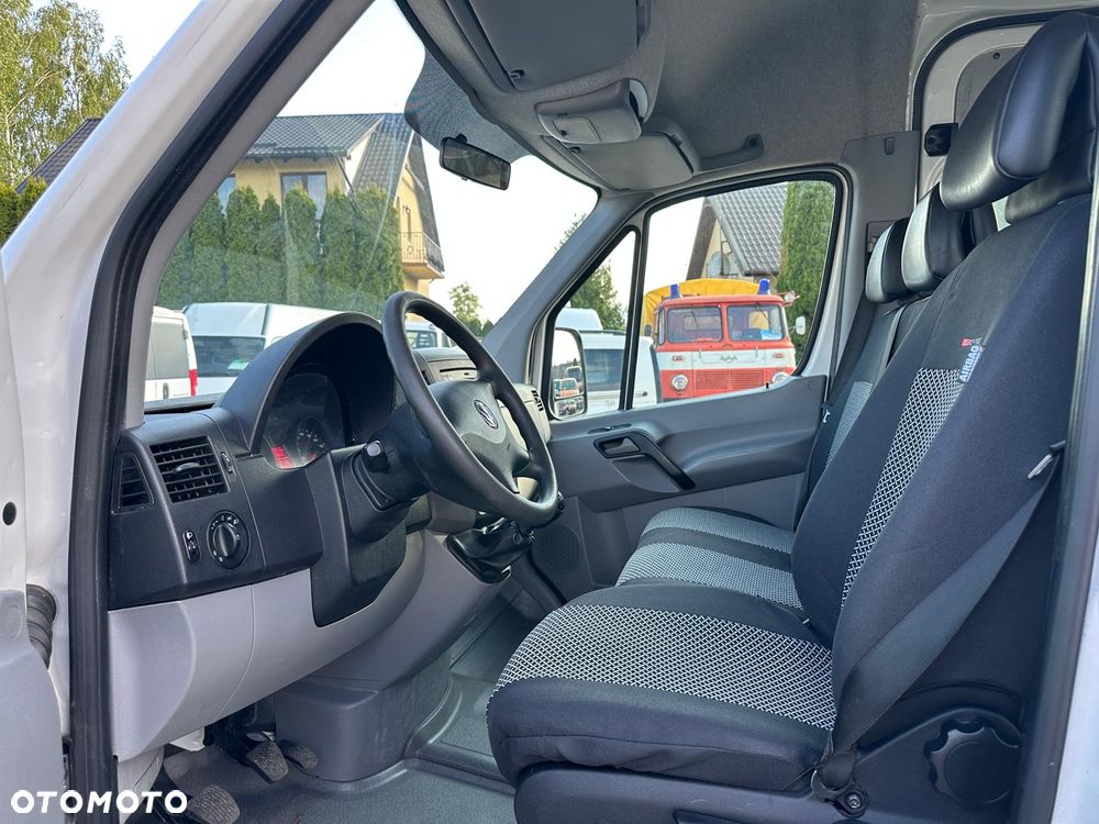 Volkswagen CRAFTER DOKA 6-OSOBOWY - 8