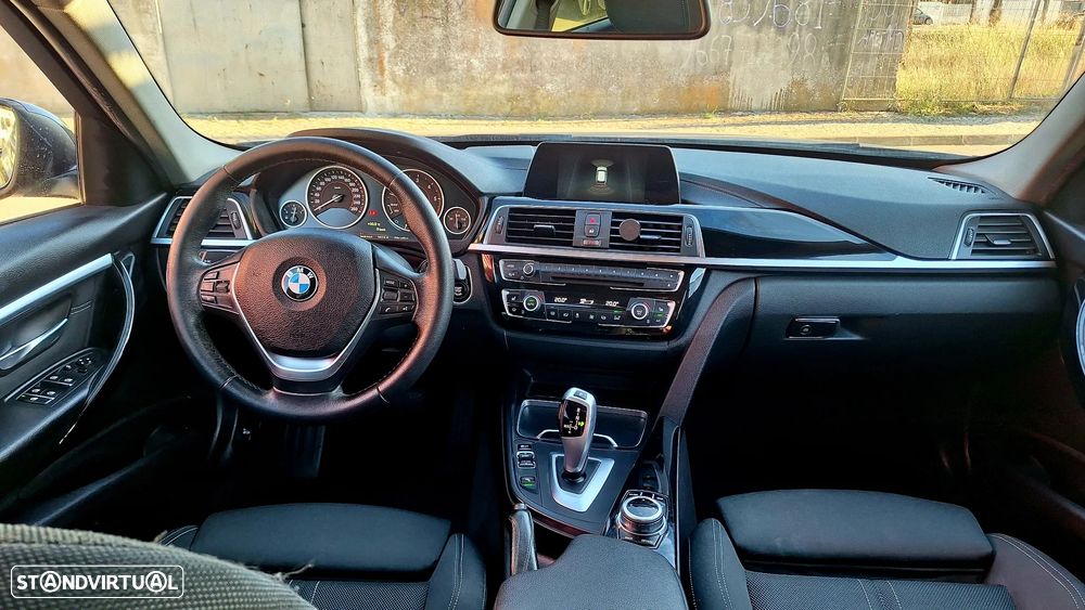 BMW 320 d Aut. Sport Line - 13