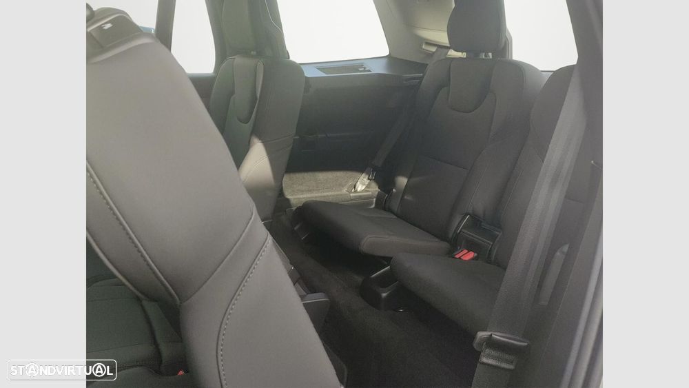 Volvo XC 90 2.0 T8 PHEV Plus Dark AWD - 16
