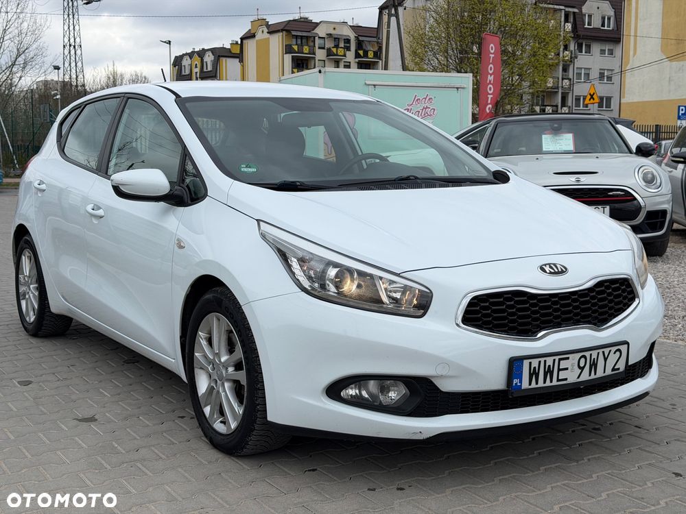Kia Ceed 1.4 Business Line - 8