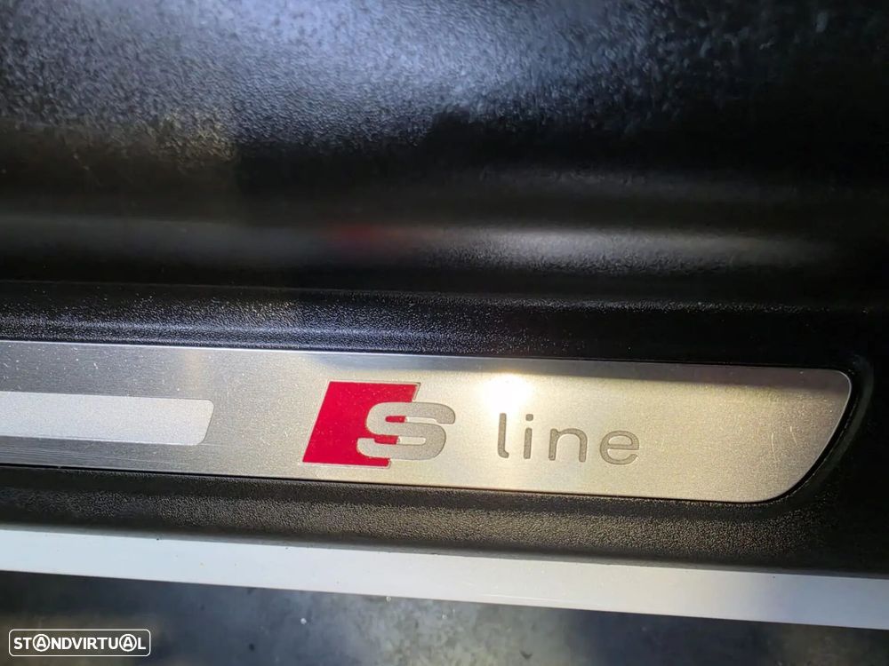 Audi TT Coupé 2.0 TDI ultra quattro S tronic - 4