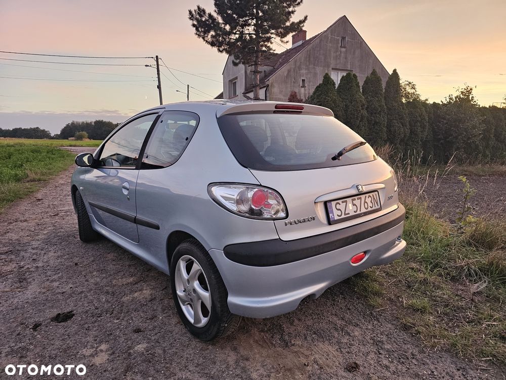Peugeot 206 90 Quiksilver - 4