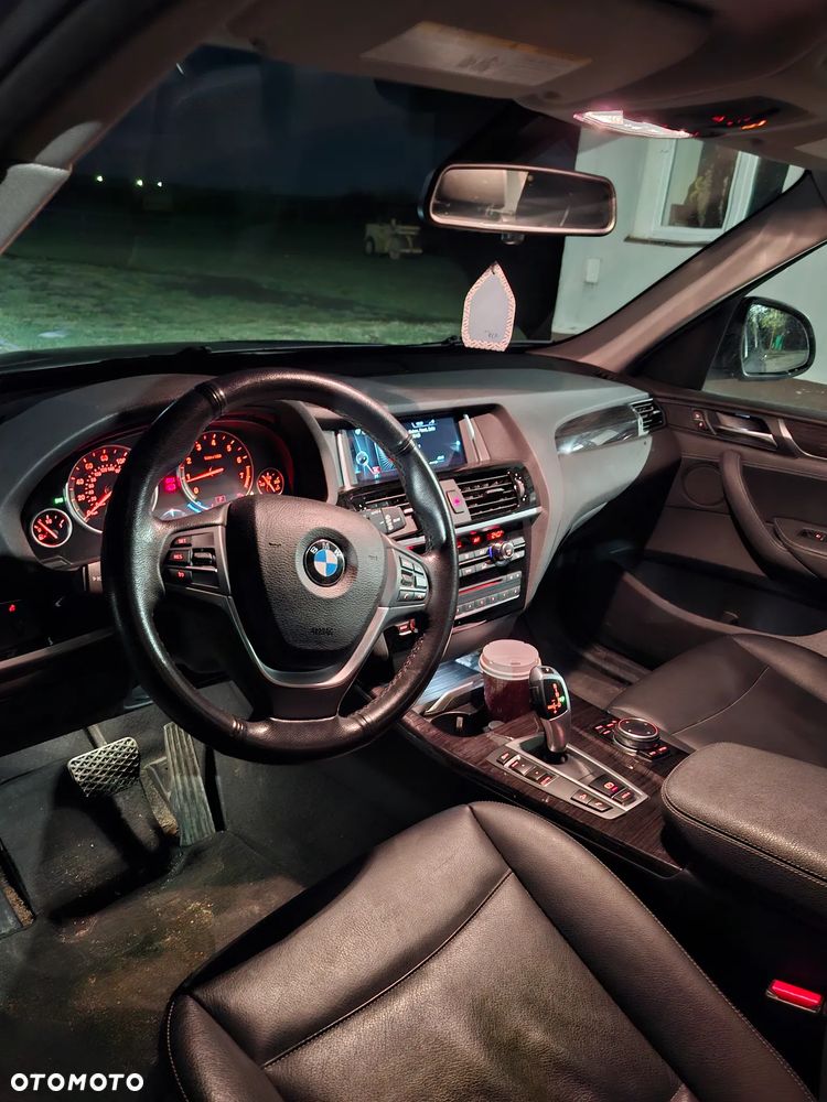 BMW X3 xDrive28i - 17