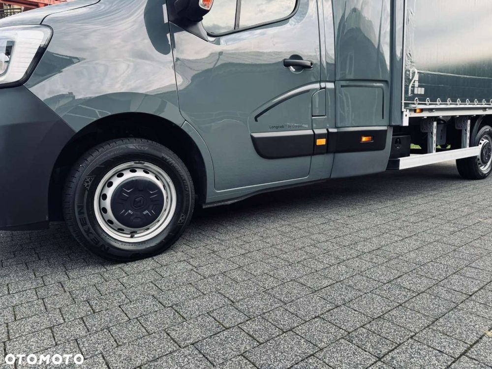 Renault Master Nowa Sztuka Salon Polska - 37