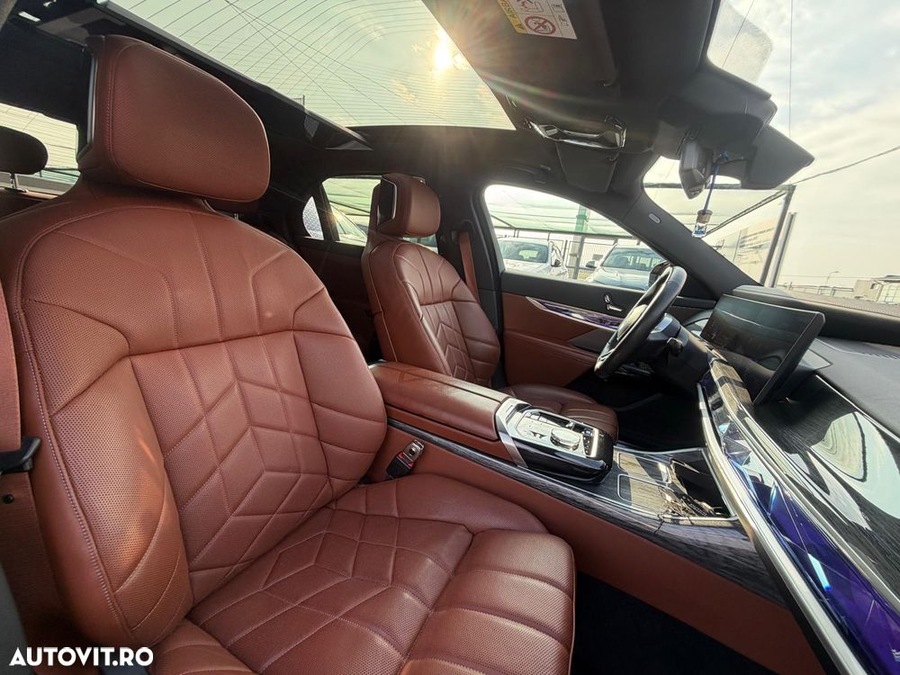 BMW i7 eDrive50 - 9