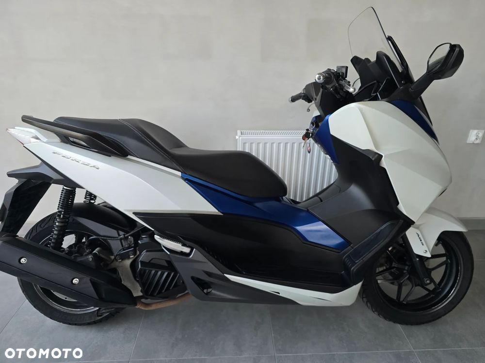 Honda NSS - 28