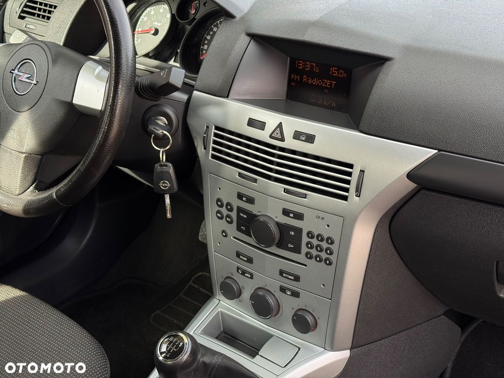 Opel Astra - 19