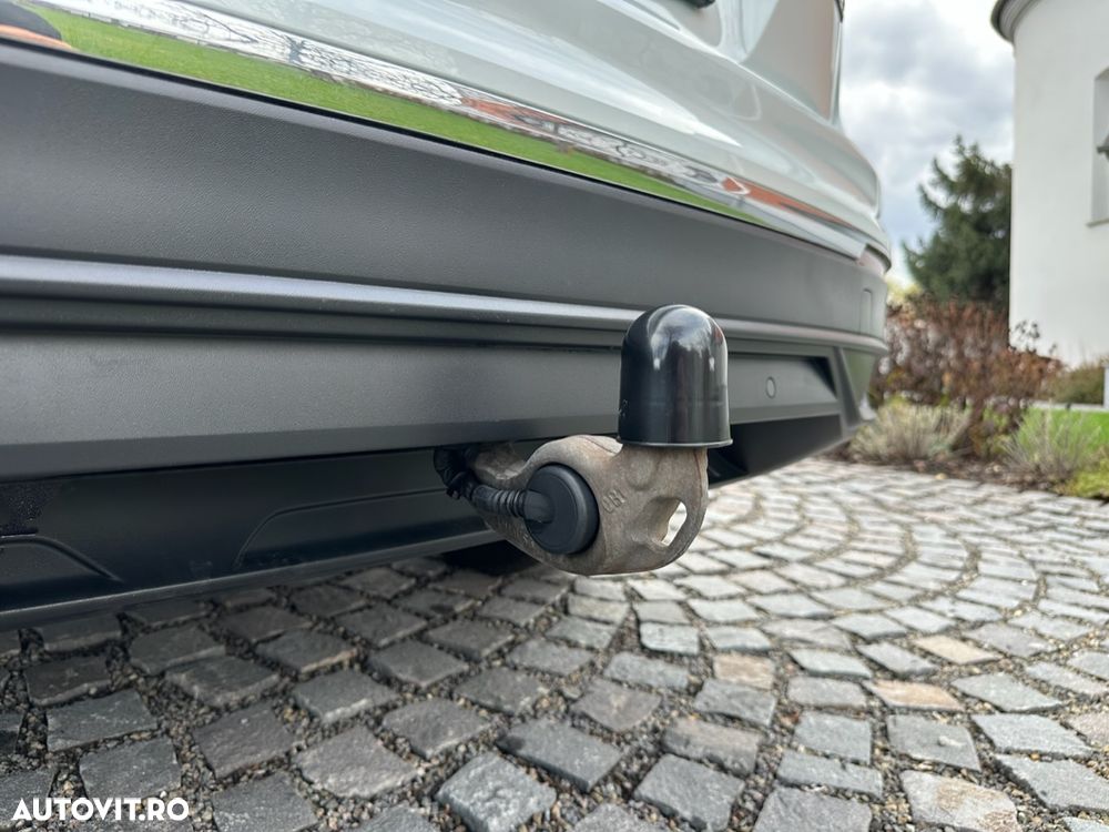 Volkswagen Tiguan 2.0 TDI SCR 4MOTION DSG Elegance - 36