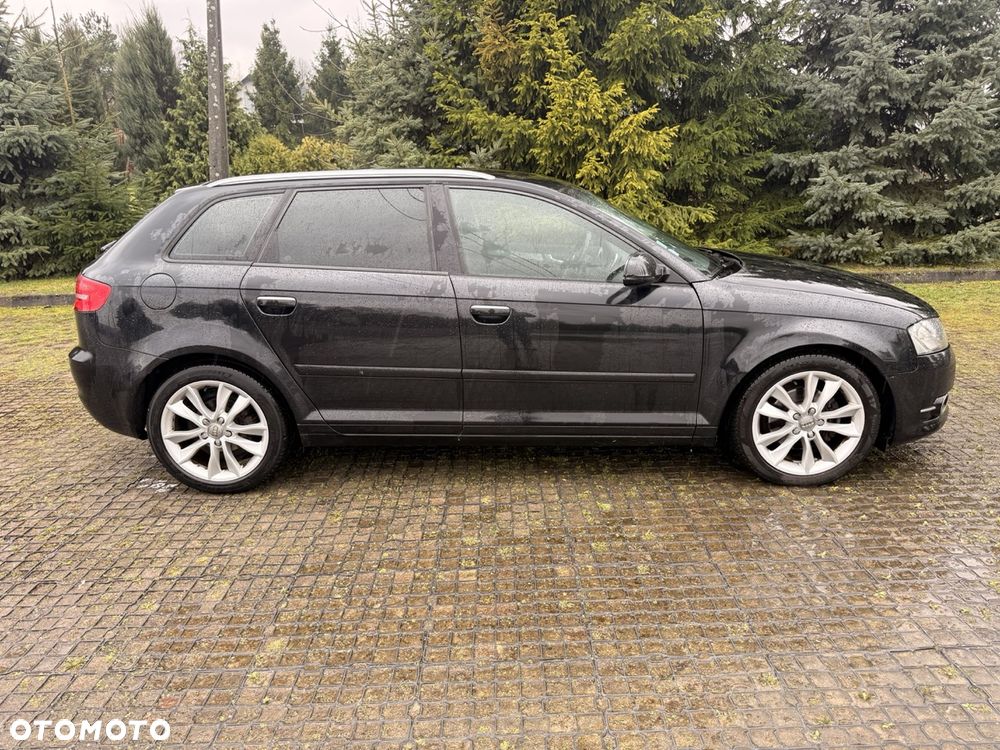 Audi A3 Sportback - 9