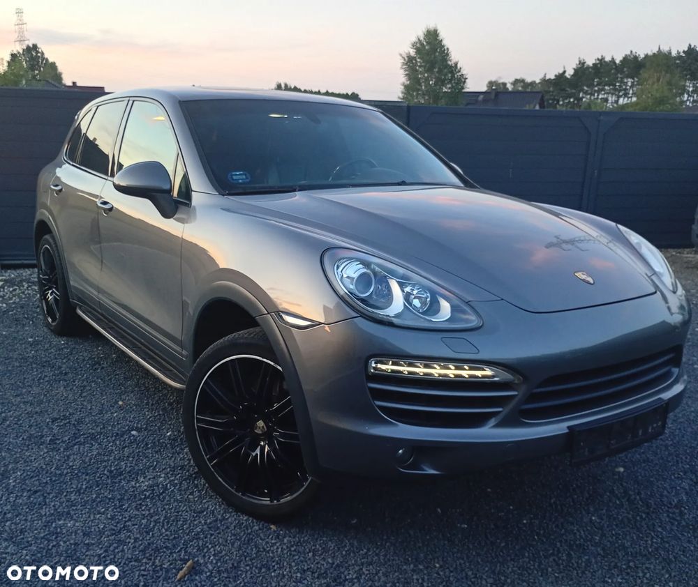 Porsche Cayenne - 26