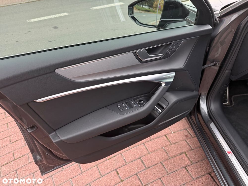 Audi A6 Avant 50 TFSI e quattro S tronic S line - 17