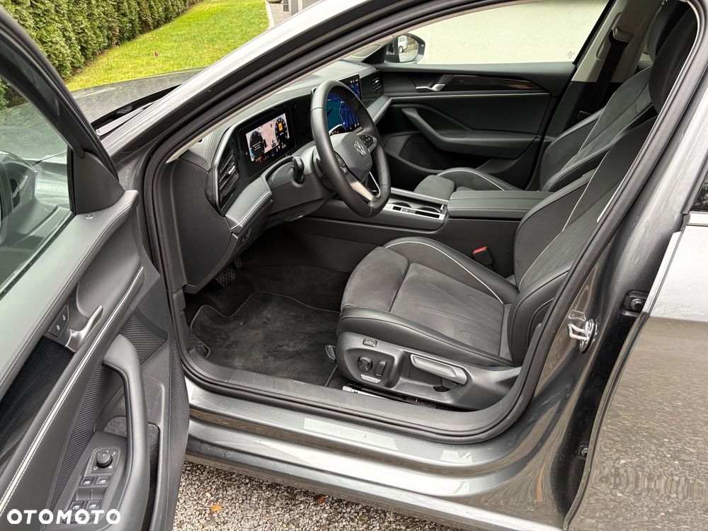 Volkswagen Passat 2.0 TDI SCR DSG Business - 8