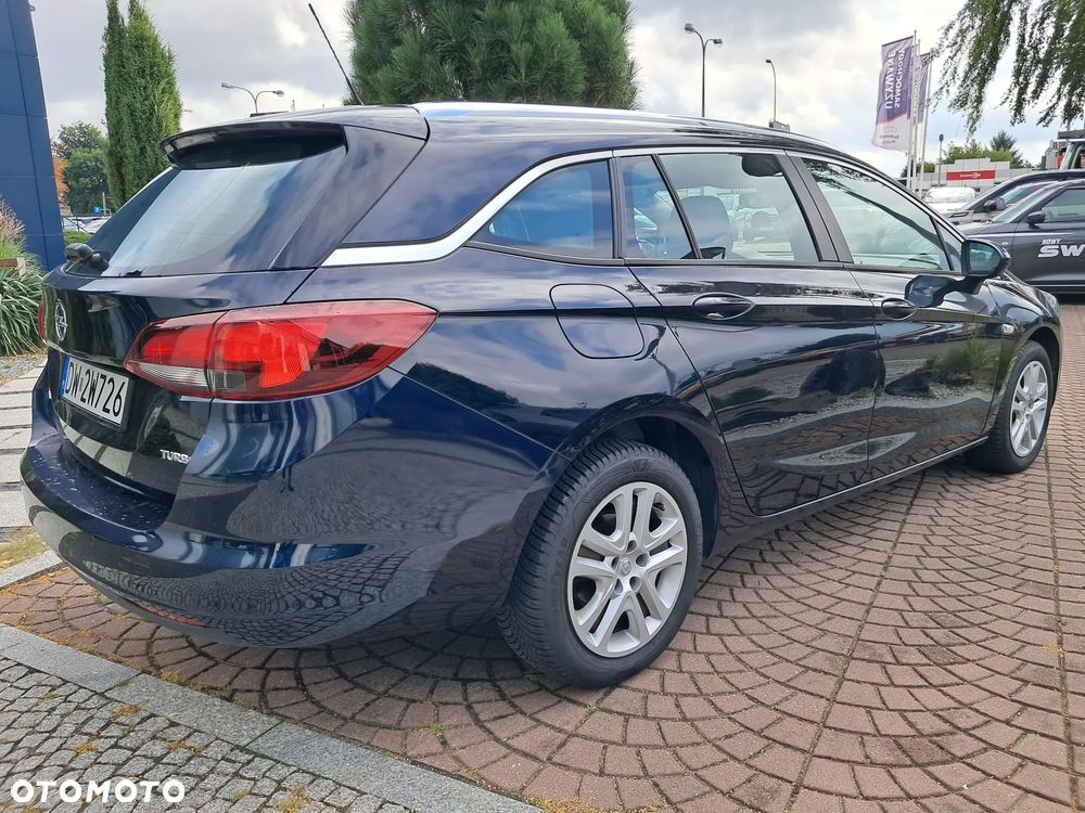 Opel Astra 1.4 T Dynamic S&S - 8