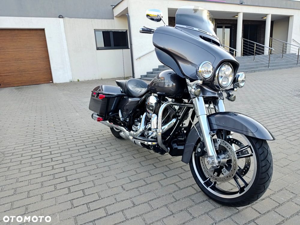 Harley-Davidson FLHXS Special - 3