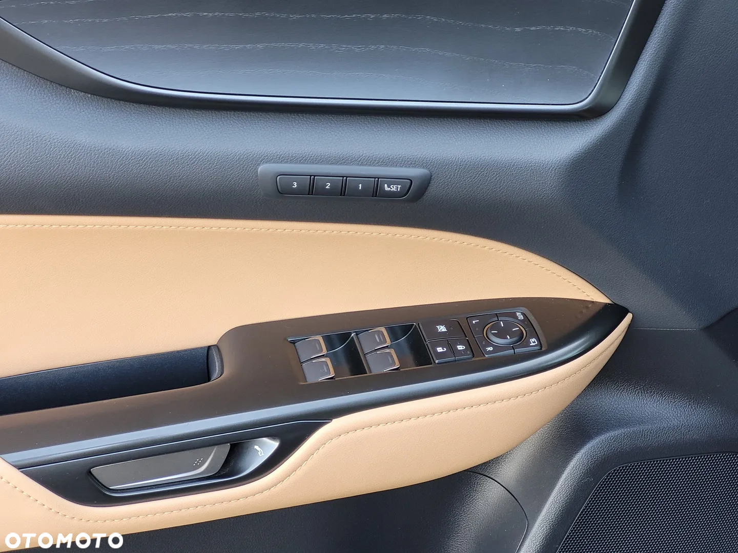 Lexus NX 350h Omotenashi AWD - 20