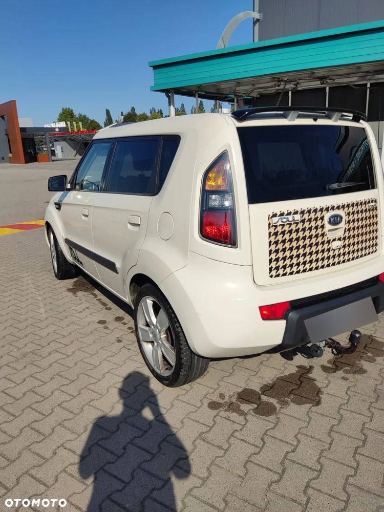 Kia Soul 1.6 CRDi L EU5 - 11