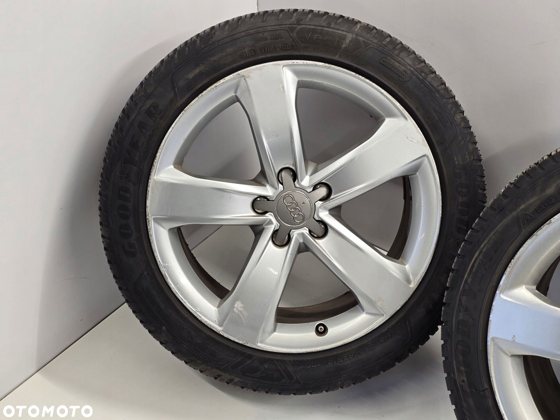 AUDI A6 C7 11R FELGI ALUMINIOWE 18" 5X112 ET39 4G0601025D - 2