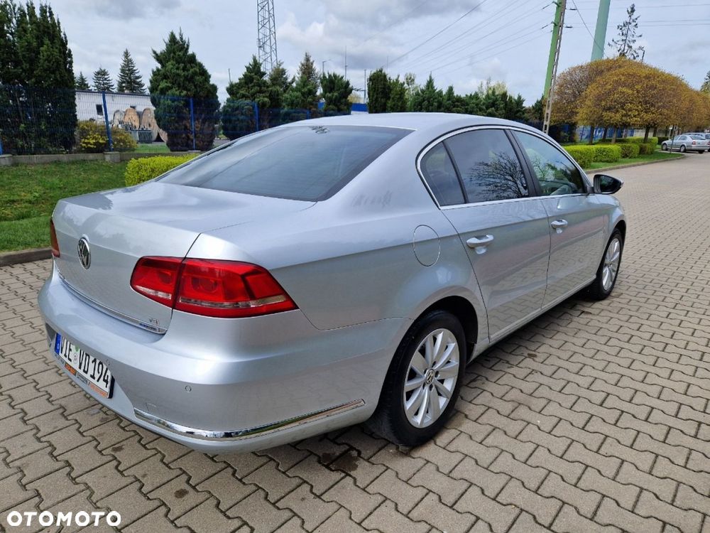 Volkswagen Passat - 5