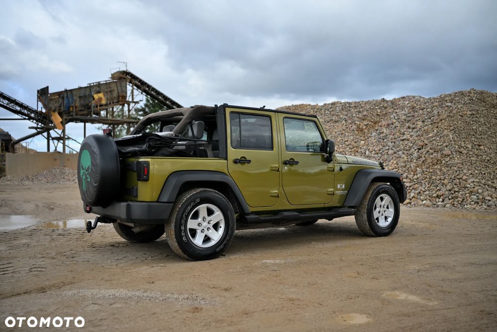 Jeep Wrangler Unlimited 3.8 Sahara - 30