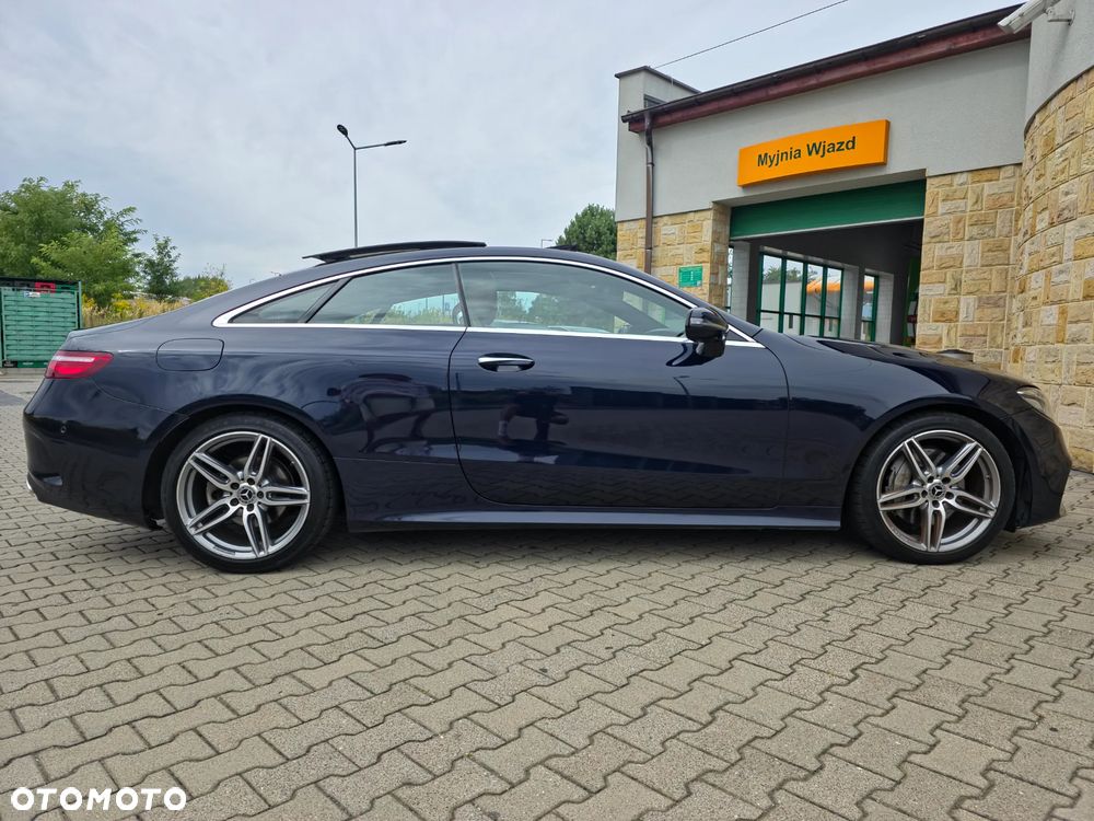 Mercedes-Benz Klasa E 220 d 4-Matic 9G-TRONIC - 13