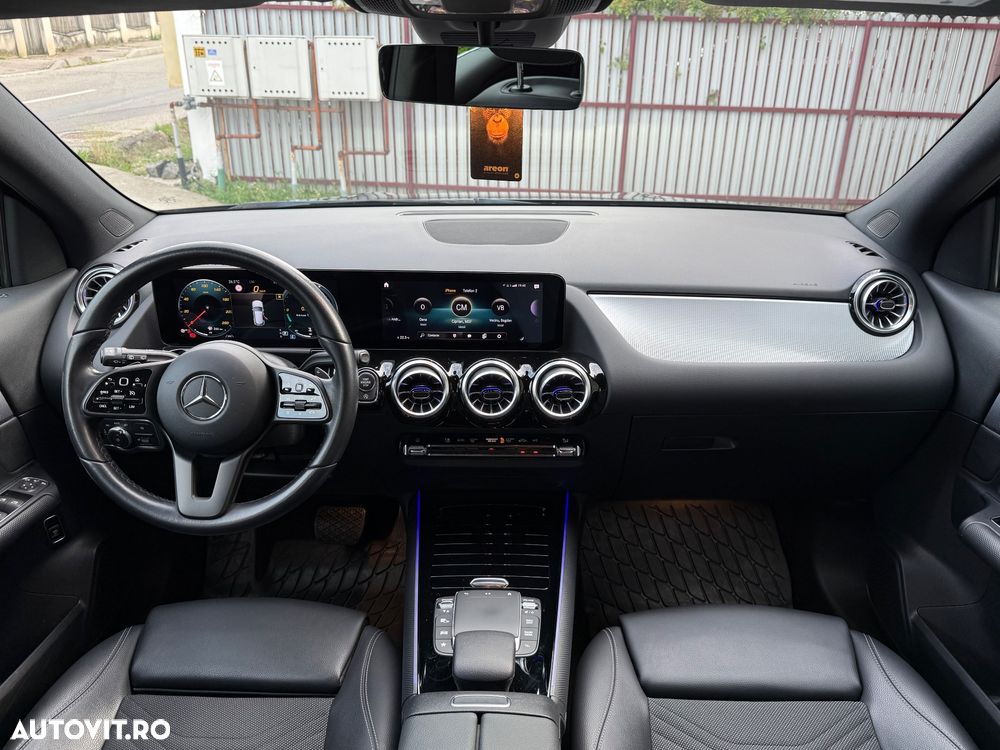Mercedes-Benz GLA 200 d 4MATIC Aut. - 4