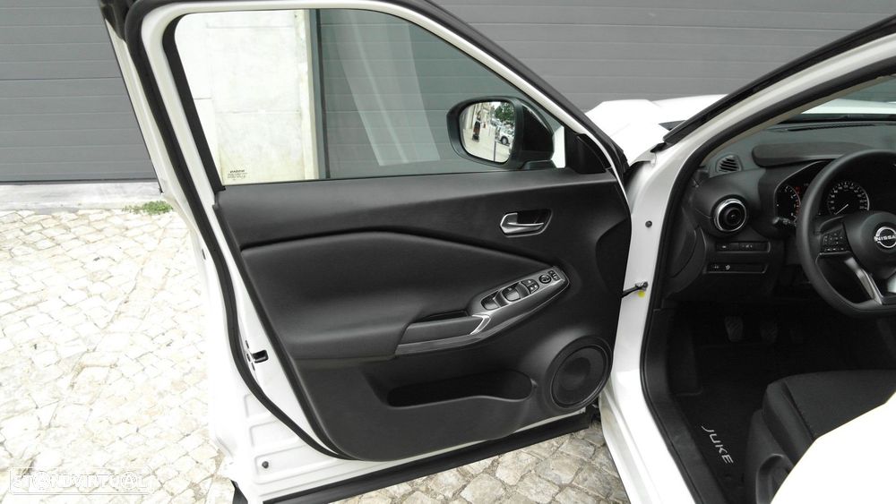 Nissan Juke 1.0 DIG-T N-Connecta - 24