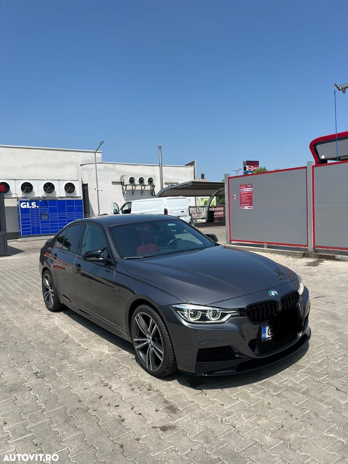 BMW Seria 3 - 1