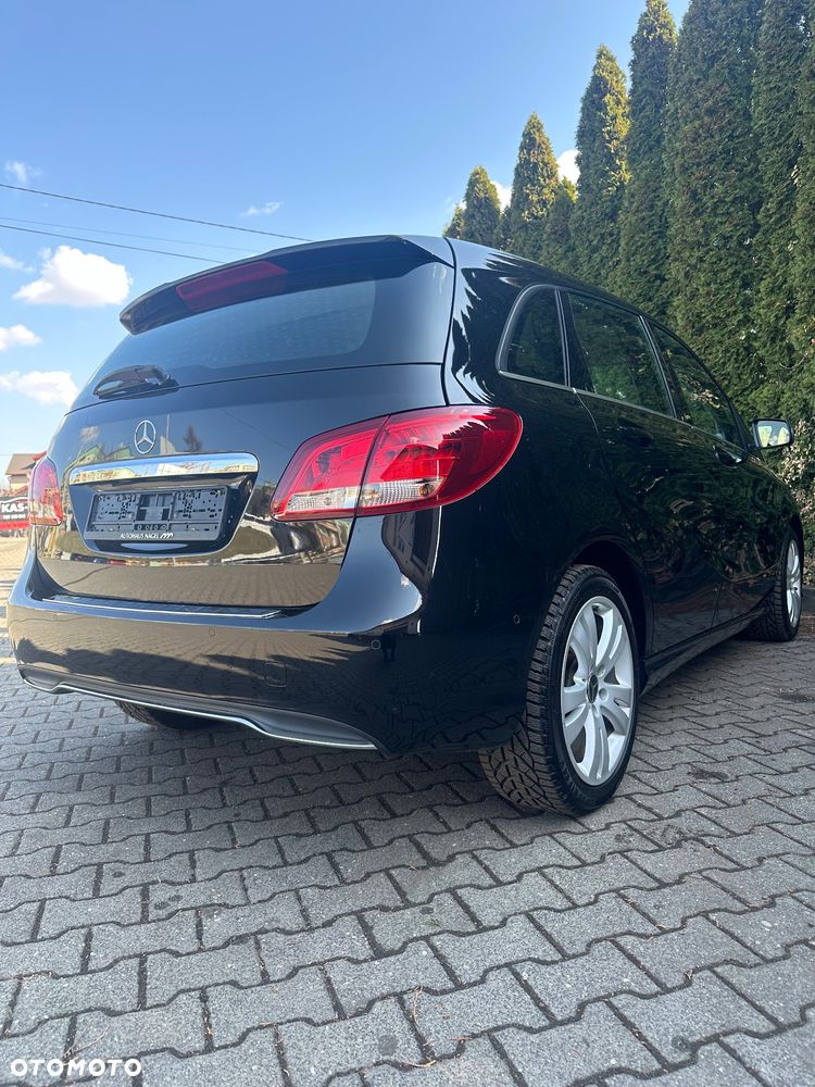 Mercedes-Benz Klasa B 180 Edition - 7