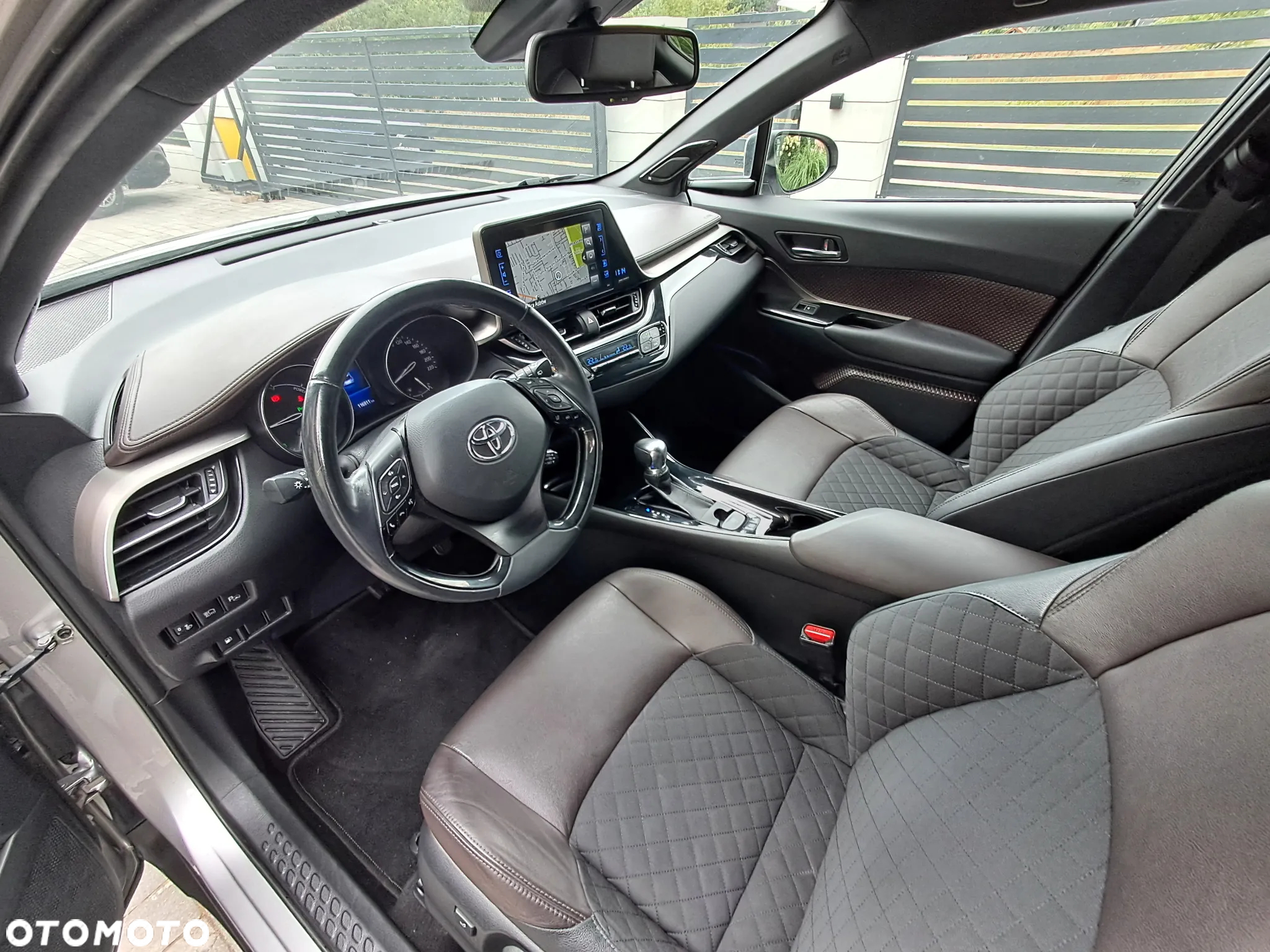 Toyota C-HR 1.8 Hybrid Premium - 31