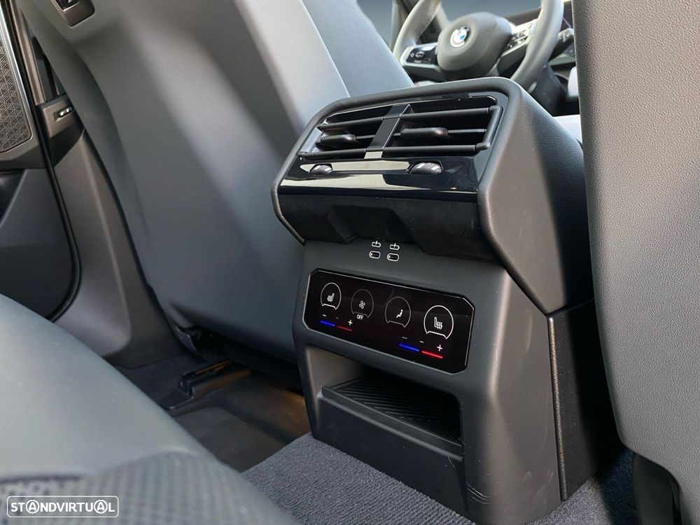 BMW 520 d Pack Desportivo M Pro - 26