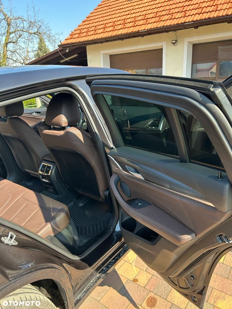 BMW X4 - 10