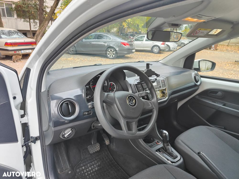 Volkswagen up! - 3