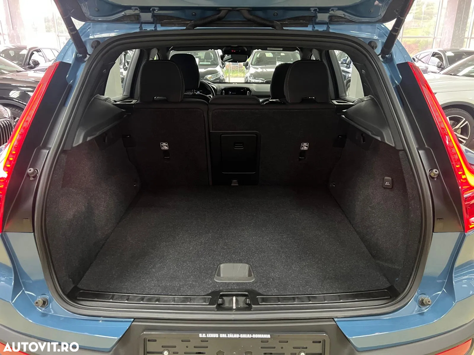 Volvo XC 40 T4 Recharge DKG Essential - 13