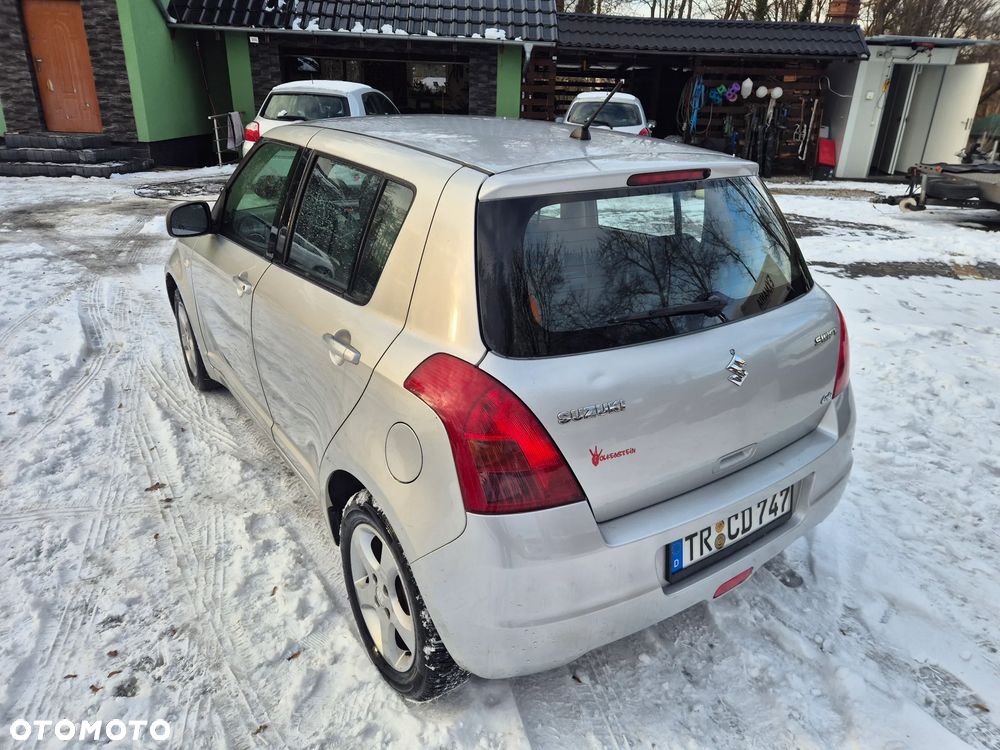 Suzuki Swift 1.3 4x4 Comfort - 4