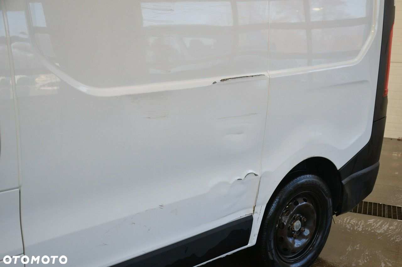 Nissan NV300 - 17