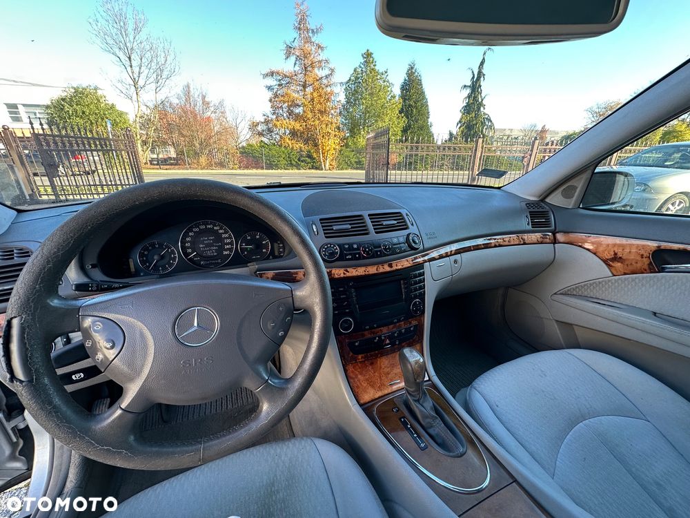 Mercedes-Benz Klasa E 320 CDI T Elegance - 11