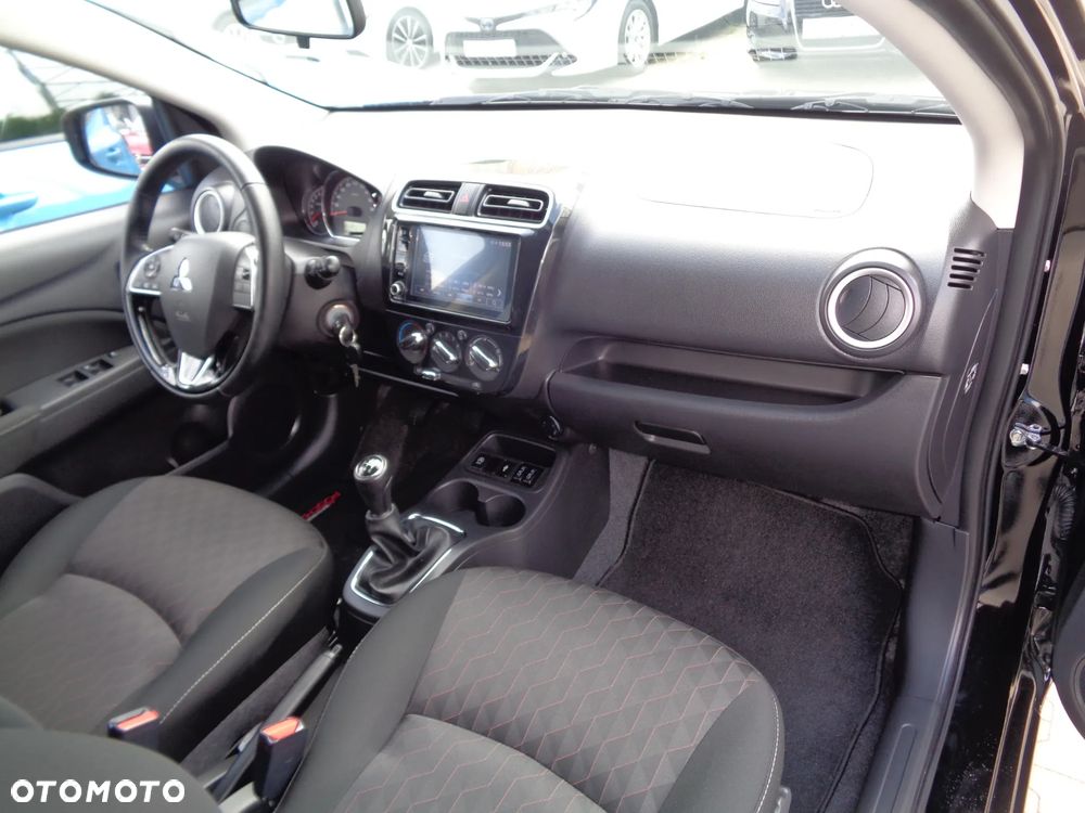Mitsubishi Space Star AS&G 1.2 Spirit+ - 19