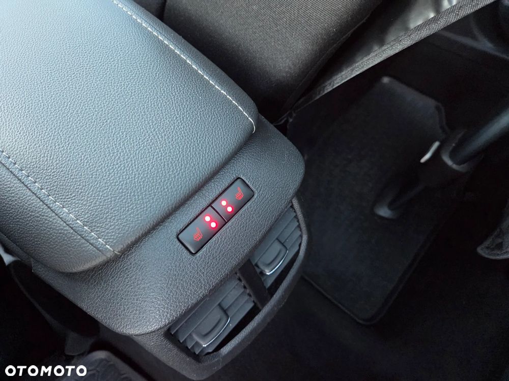 Ford Mondeo - 17
