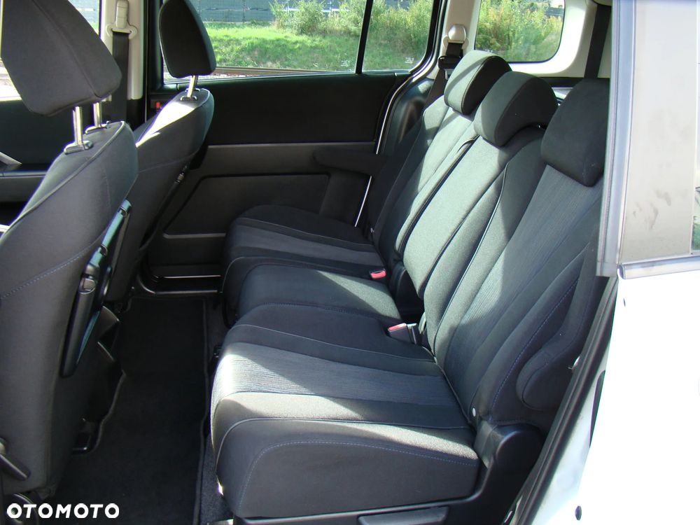 Mazda 5 1.8 Exclusive + - 28