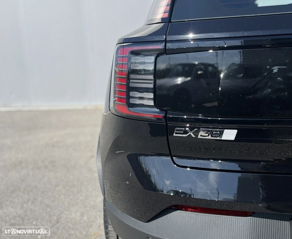 Volvo EX30 69 kWh Single Motor Extended Range Plus - 10