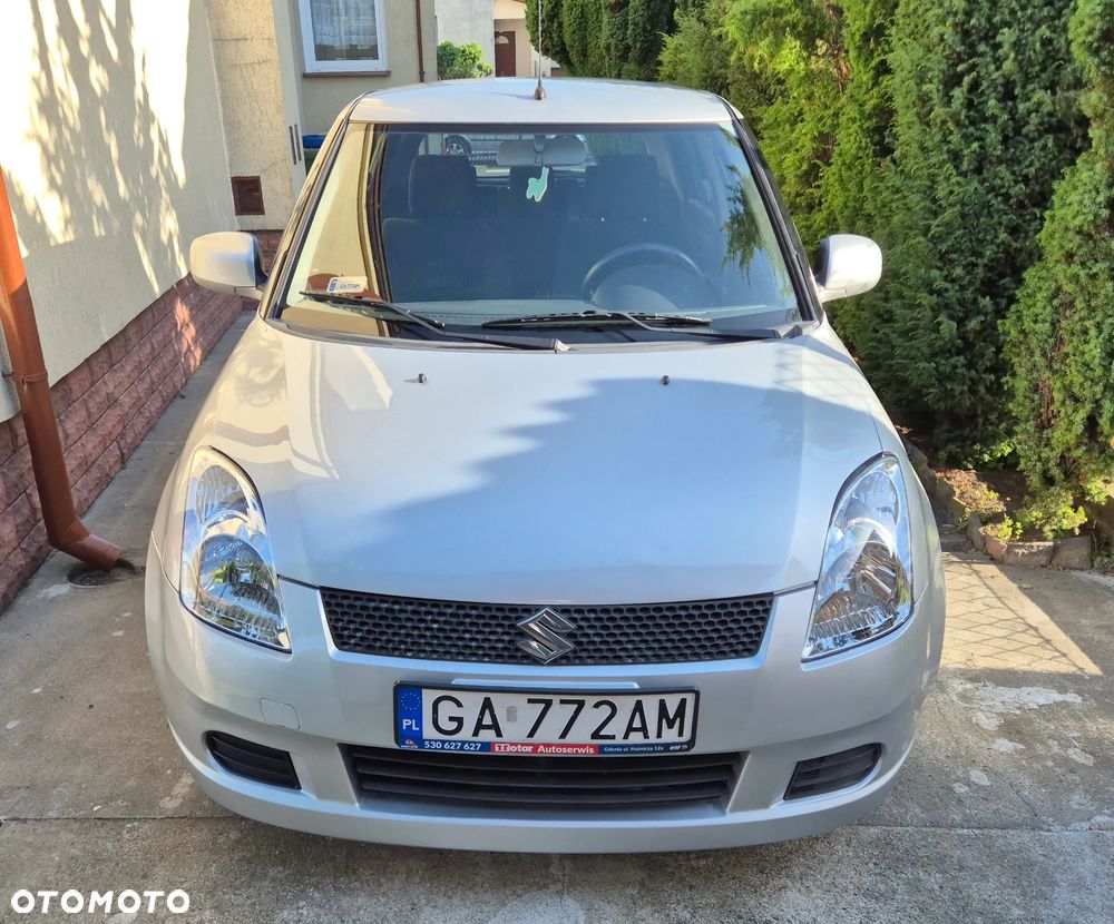 Suzuki Swift - 2