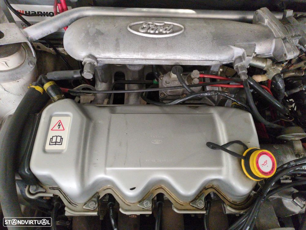 Ford Escort XR3i - 15