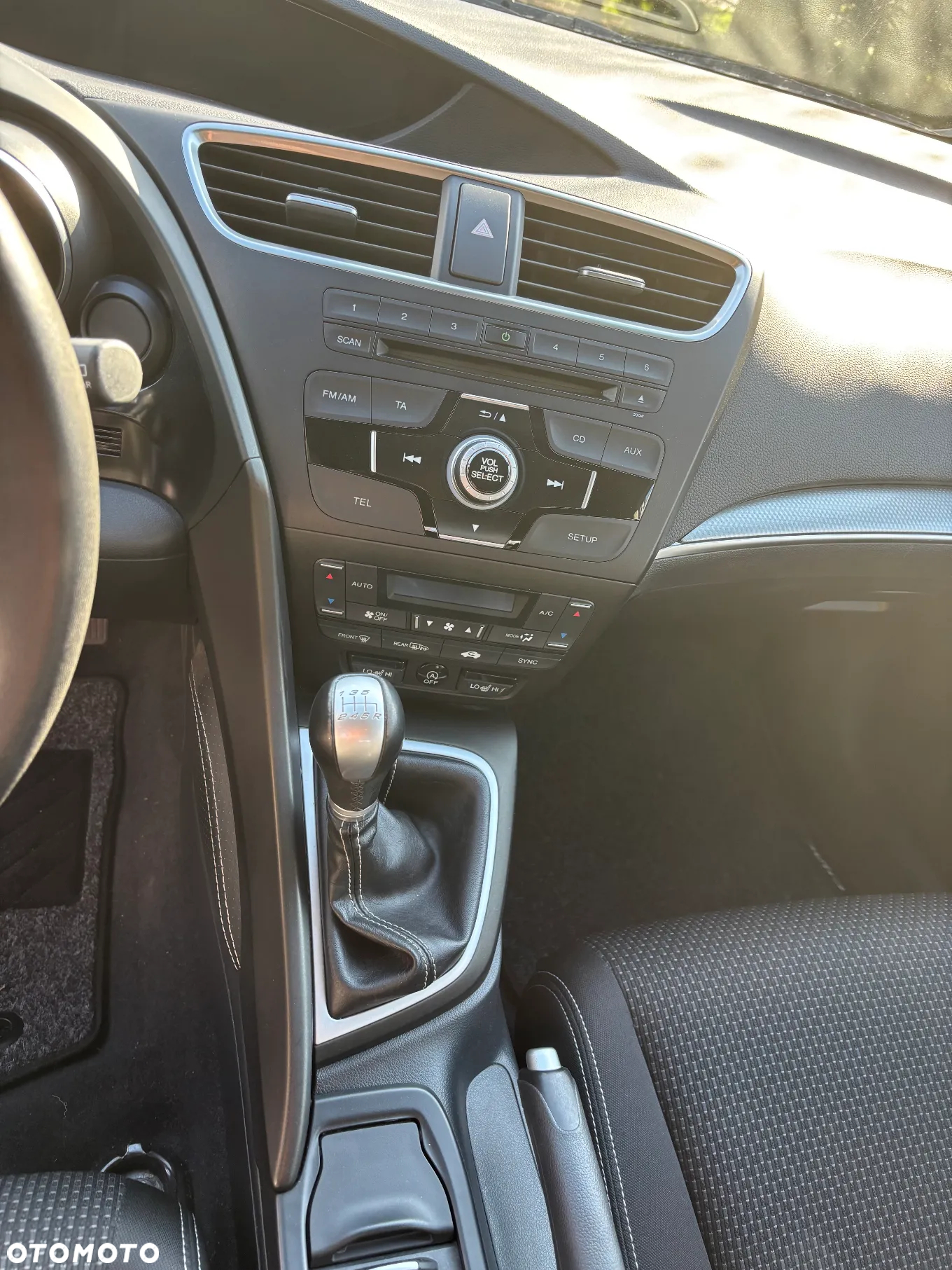 Honda Civic Tourer 1.8 i-VTEC Elegance - 15