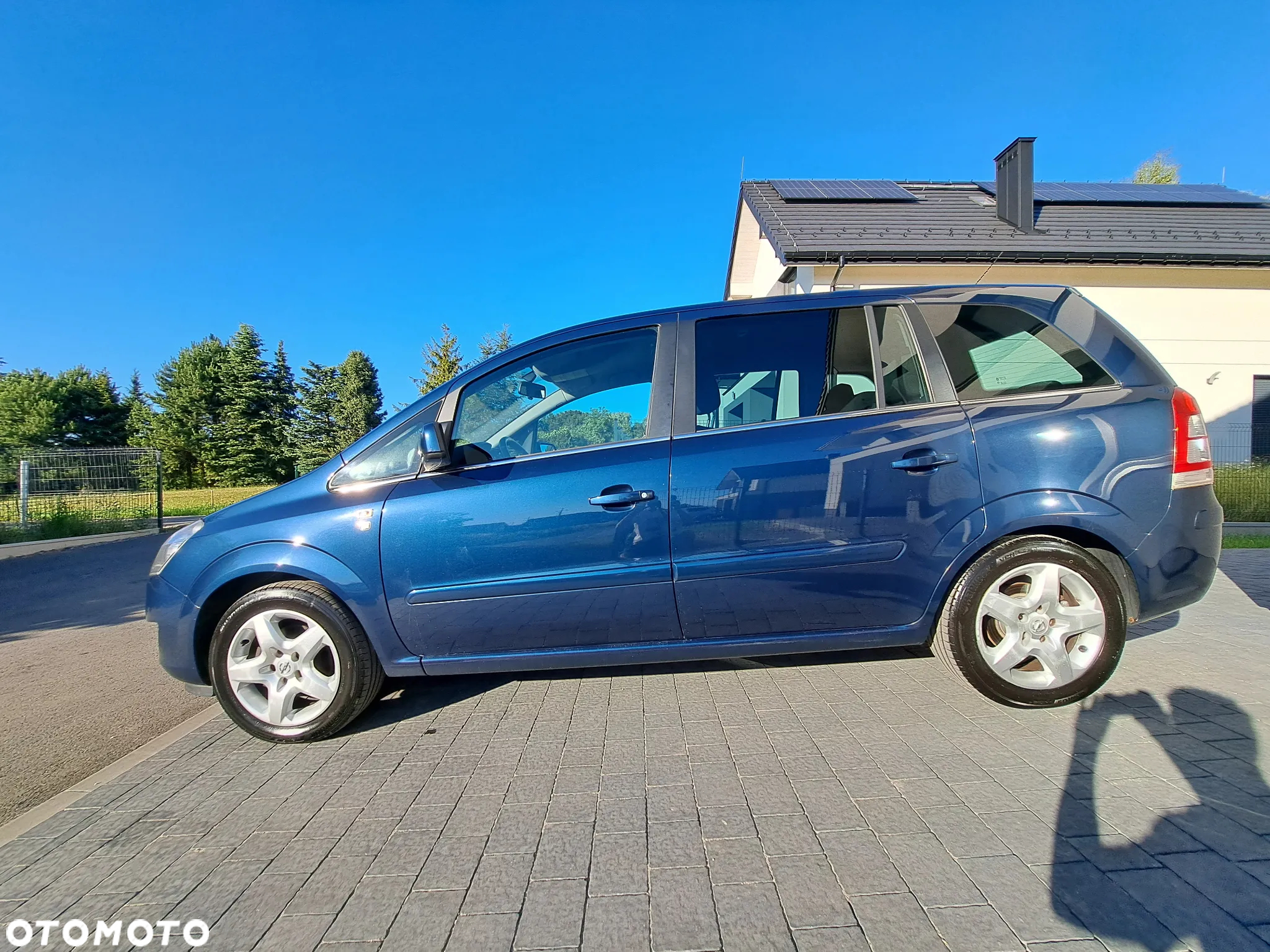 Opel Zafira 1.6 ECOFLEX Edition 111 Jahre - 8