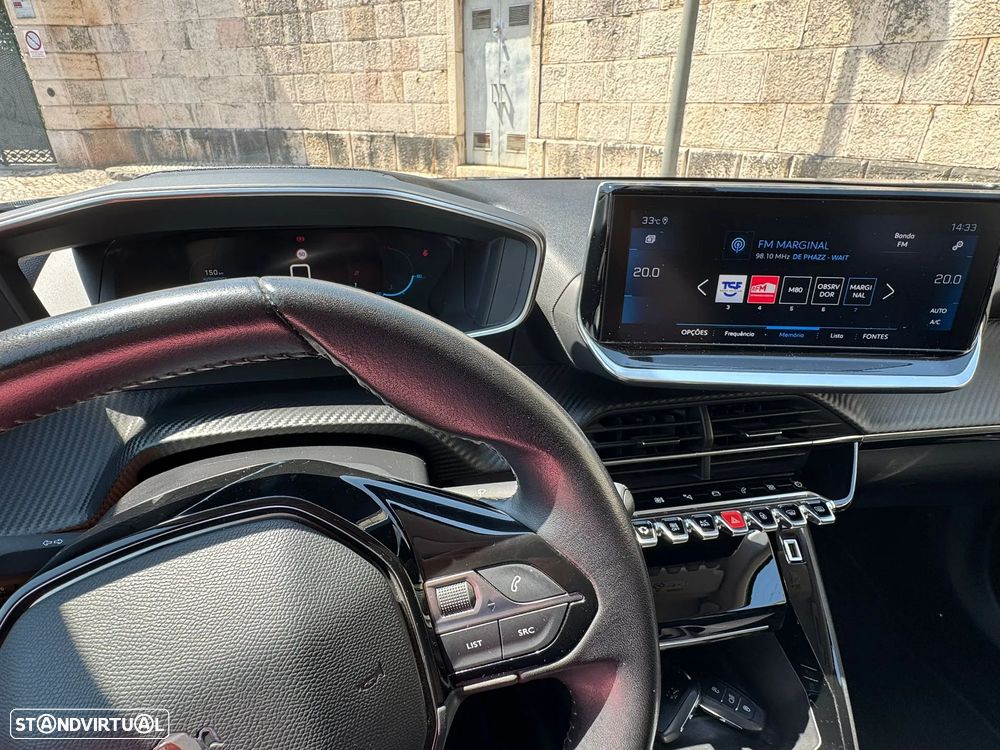 Peugeot 2008 PureTech 130 Allure - 19