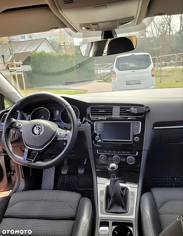 Volkswagen Golf 1.4 TSI BMT Highline - 14