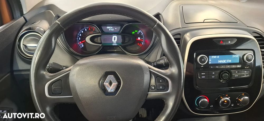 Renault Captur MHEV 140 Techno - 25