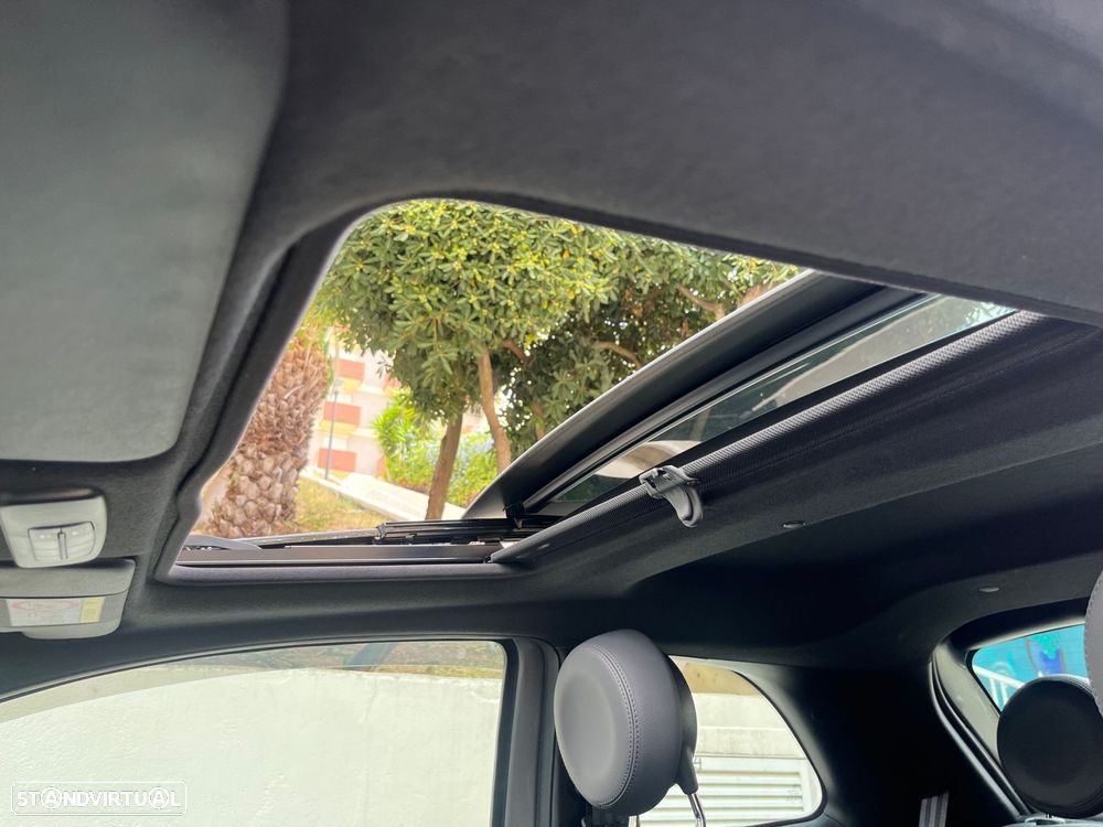 Fiat 500 1.0 Hybrid Connect - 12