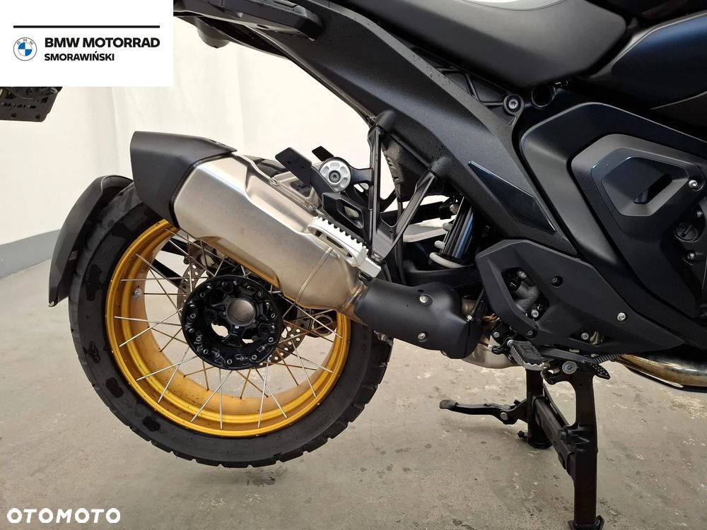 BMW R - 19